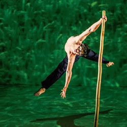 Cloud Gate Dance Theatre in 'Rice' Photo by Liu Chen-hsiang and Gia To.