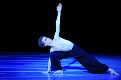 Dan Wilkinson Contemporary Solo