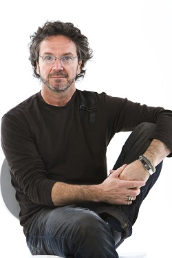 Choreographer Leigh Warren
