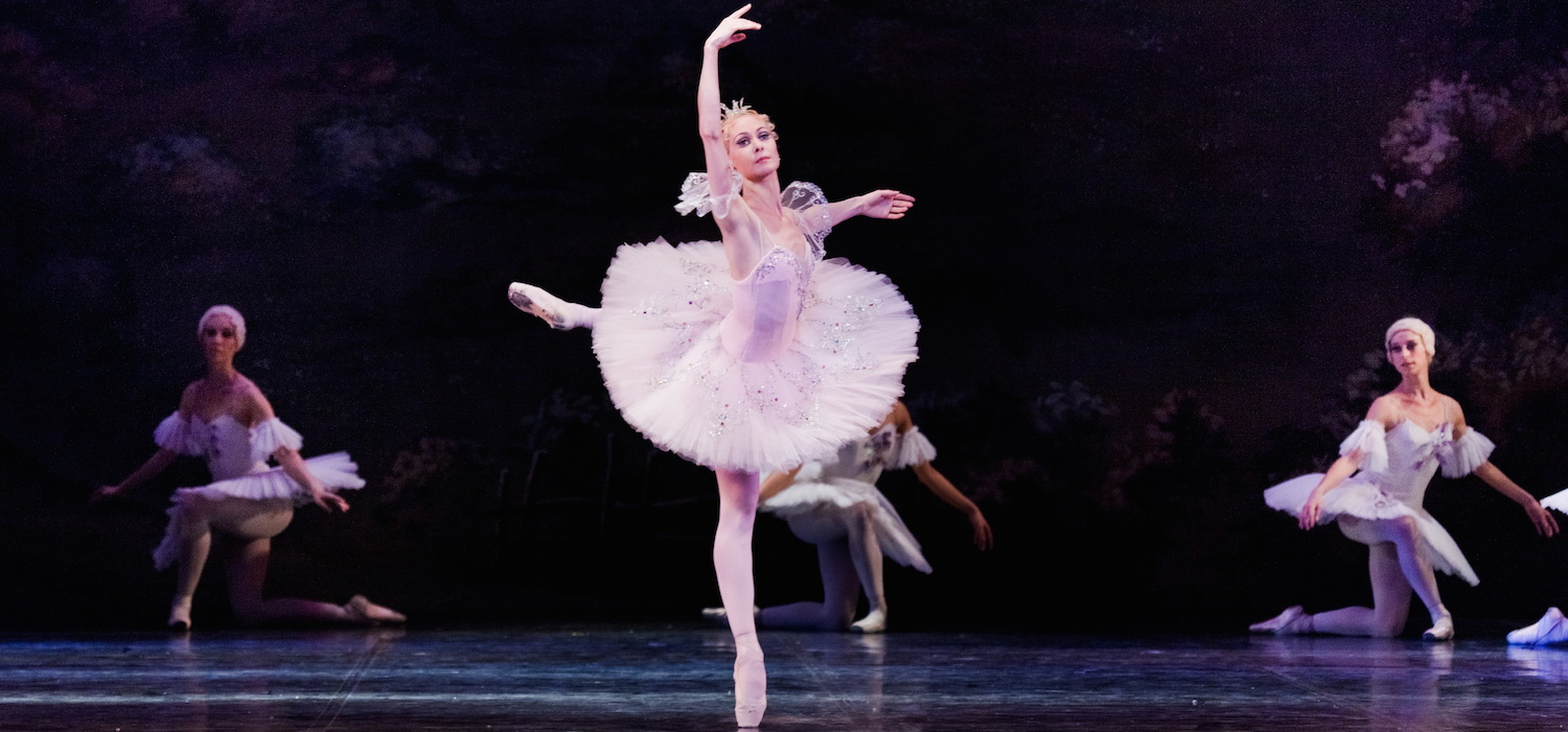 The Prestigious MOSCOW BALLET LA CLASSIQUE SLEEPING BEAUTYNationally in ...