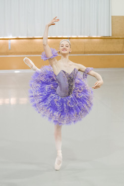New Zealand School of Dance student Georgia Powley