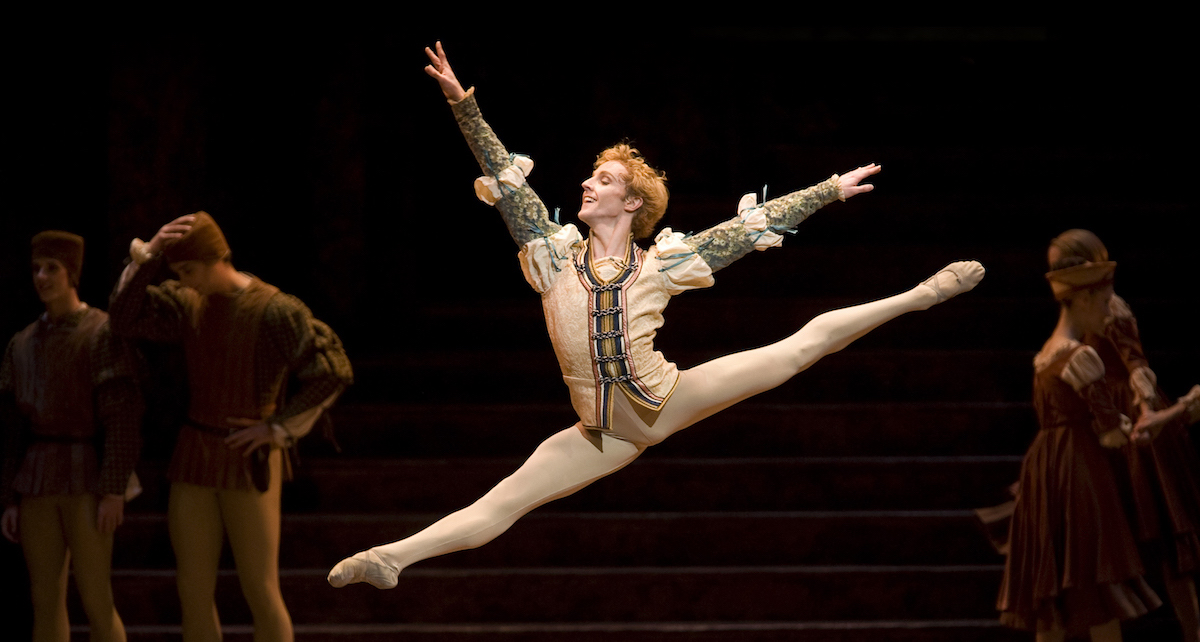 Steven McRae in 'Romeo and Juliet'. Photo by Bill Cooper.