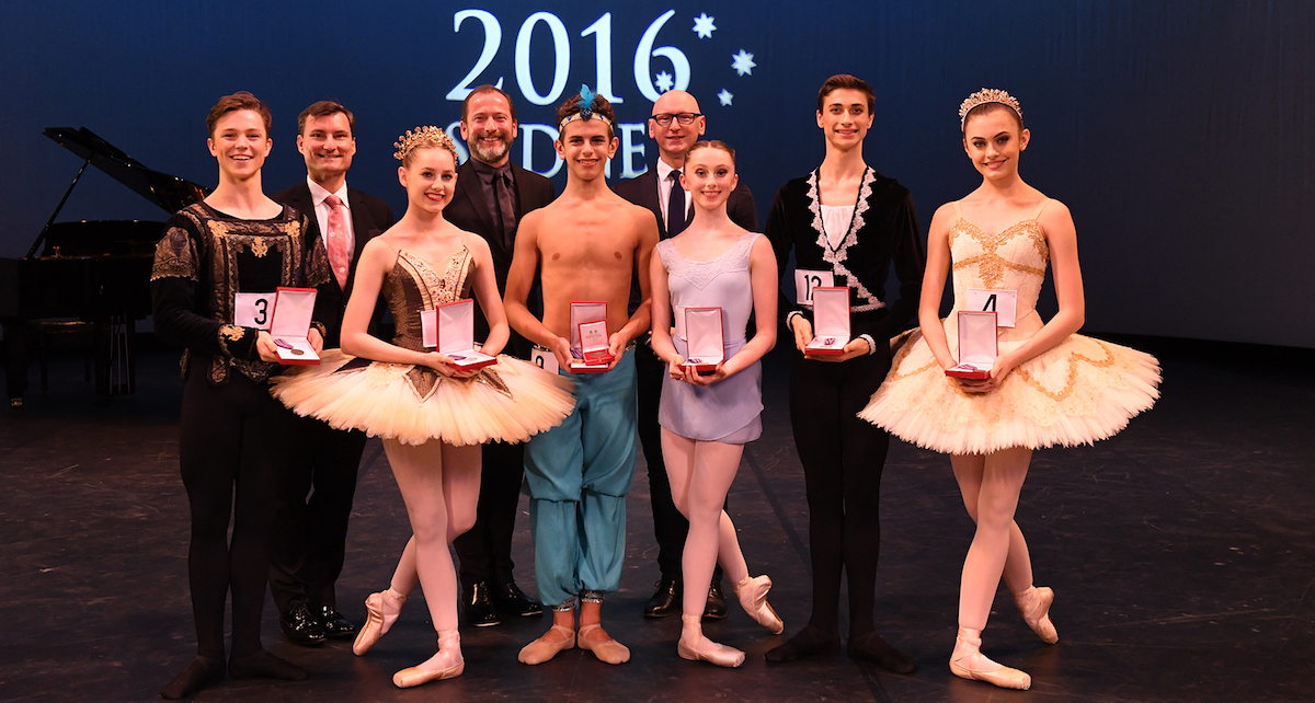 2016 Genée winners. Photo by Winkipop Media, courtesy of the Royal Academy of Dance.