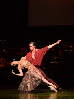 Laura Hidalgo and Joel Woellner in QB's 'Strictly Gershwin'. Photo by David Kelly.