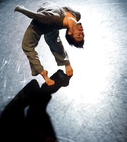 Aakash Odedra Company's 'Rising'. Photo by Chris Nash.
