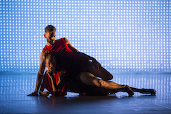 SDC in '2 One Another'. Photo by Pedro Greig.