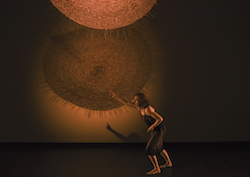 Vicki Van Hout in 'plenty serious TALK TALK'. Photo by Heidrun Lohr.