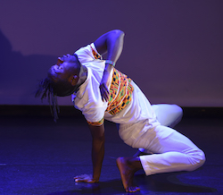 Lucky Lartey's 'Full Circle'. Photo by Heidrun Lohr.