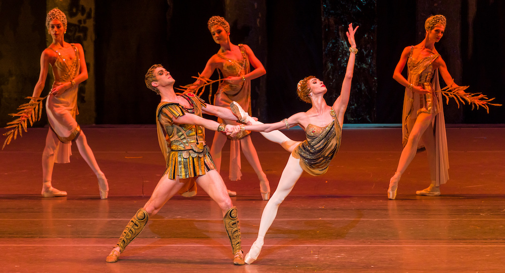Alexander Volchkov and Olga Smirnova in Bolshoi Ballet's 'Spartacus'. Photo by Darren Thomas.