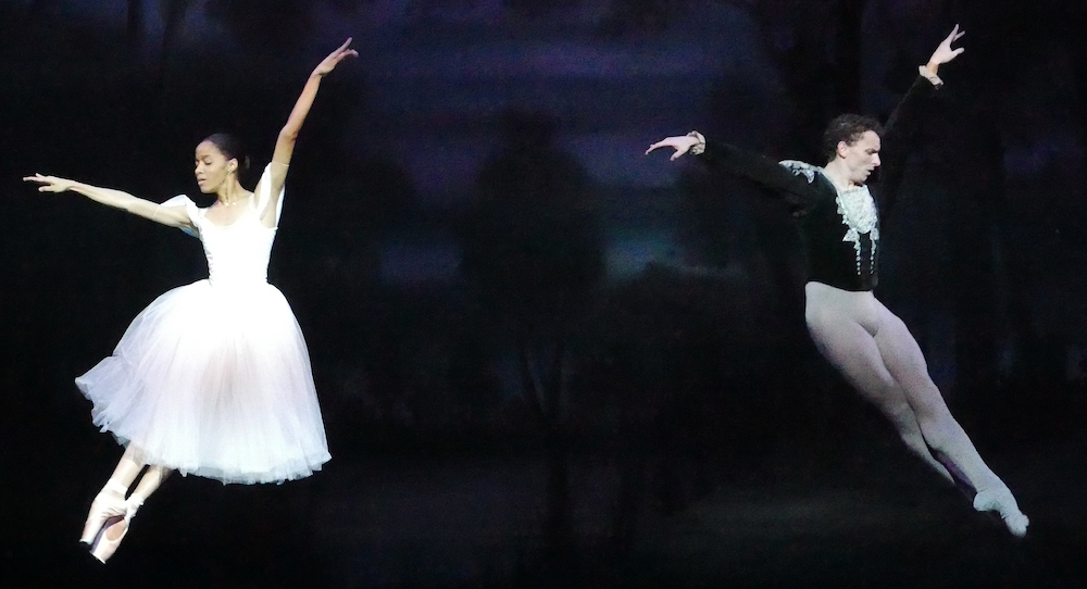 Dayana Hardy Acuña as Giselle with Guest Artist Kevin Jackson as Albrecht. Photo by Scott Dennis.