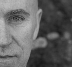 Lloyd Newson. Photo by Fiona Cullen.