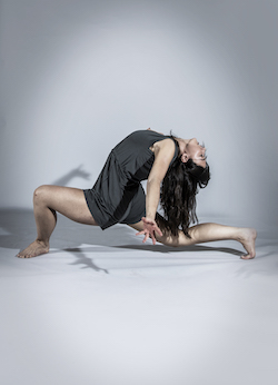 Motionhouse dancer Beth Pattison. Photo by One Dance UK, Dani Bower Photography.
