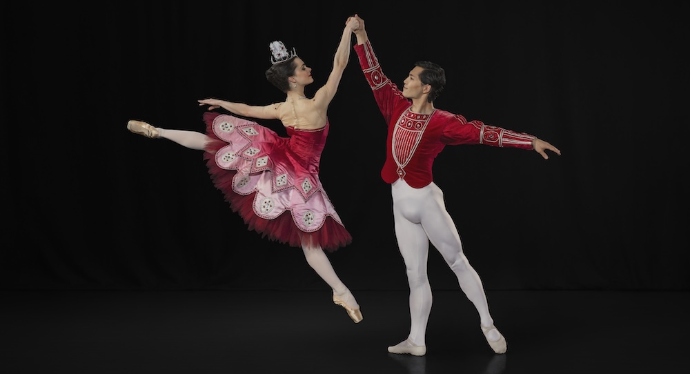 RNZB Principal Kihiro Kusukami and First Artist Catarina Estévez Collins in Sir Frederick Ashton's 'Birthday Offering.' Photo by Ross Brown.